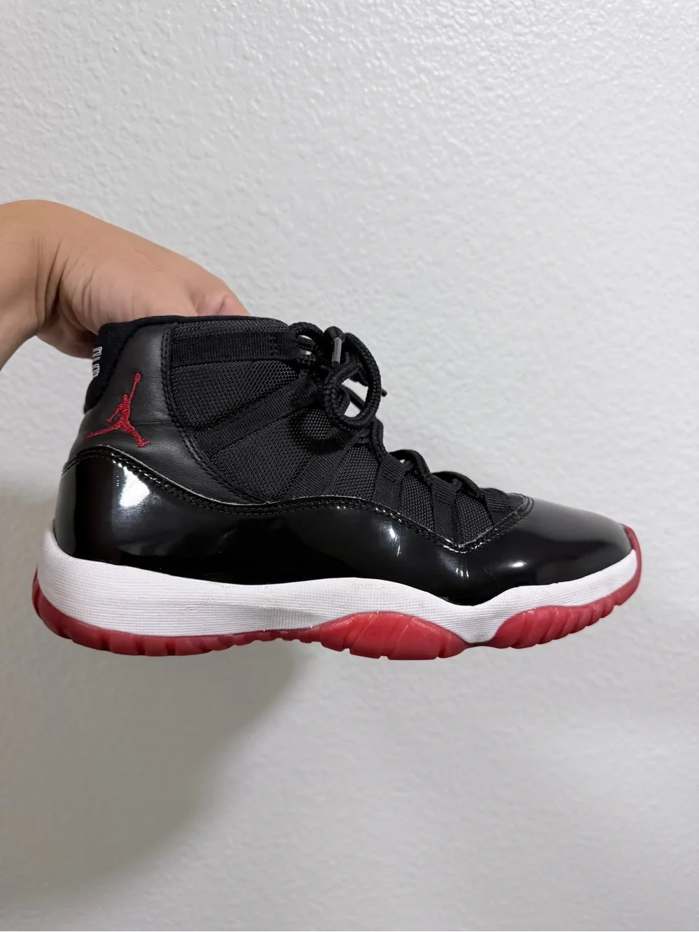 Jordan retro 11 bred